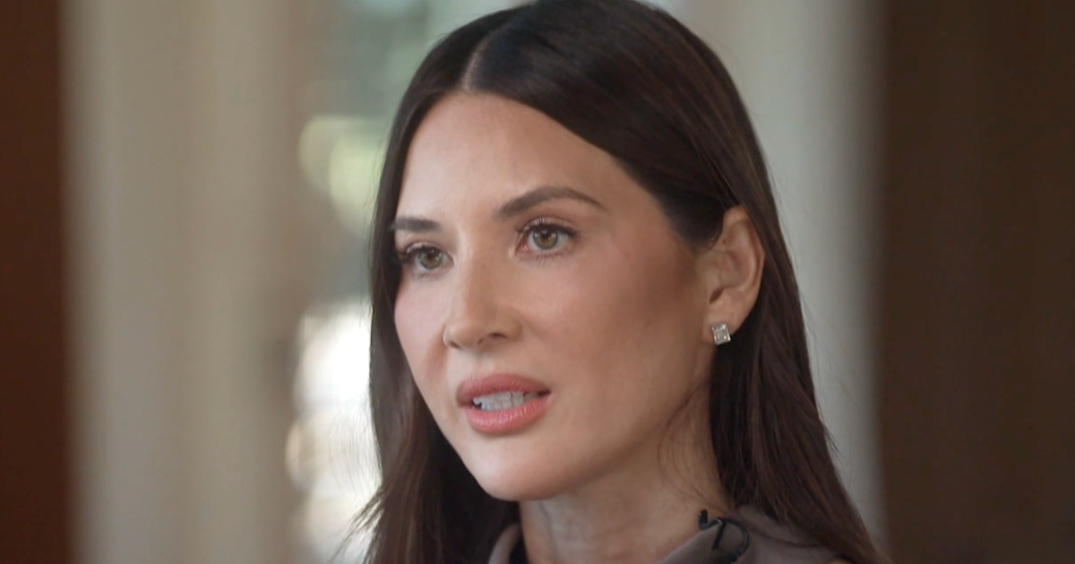 Olivia Munn Raises Awareness Following Startling Breast Cancer Diagnosis: