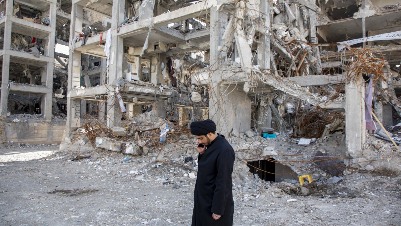 Iran Dismisses U.S. Ceasefire Proposal as Trump Threatens to Target Key Infrastructure