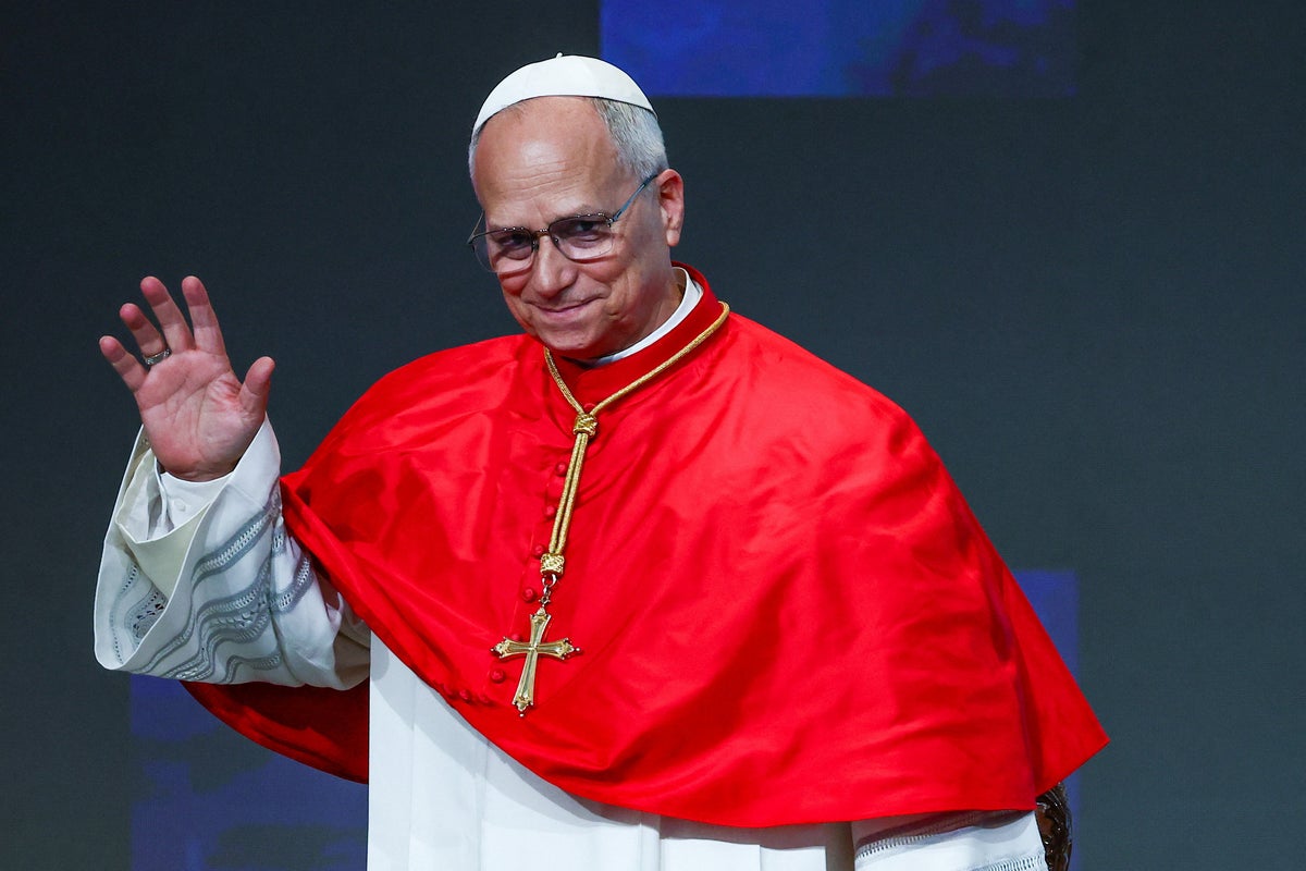 Pope Leo Claps Back After Trump’s Scathing Remarks and Jesus Imagery