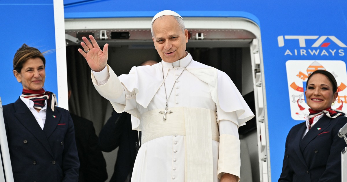 Pope Leo Declares 'No Fear' Amid Trump's 'Weak' Accusations in Iran War Dispute