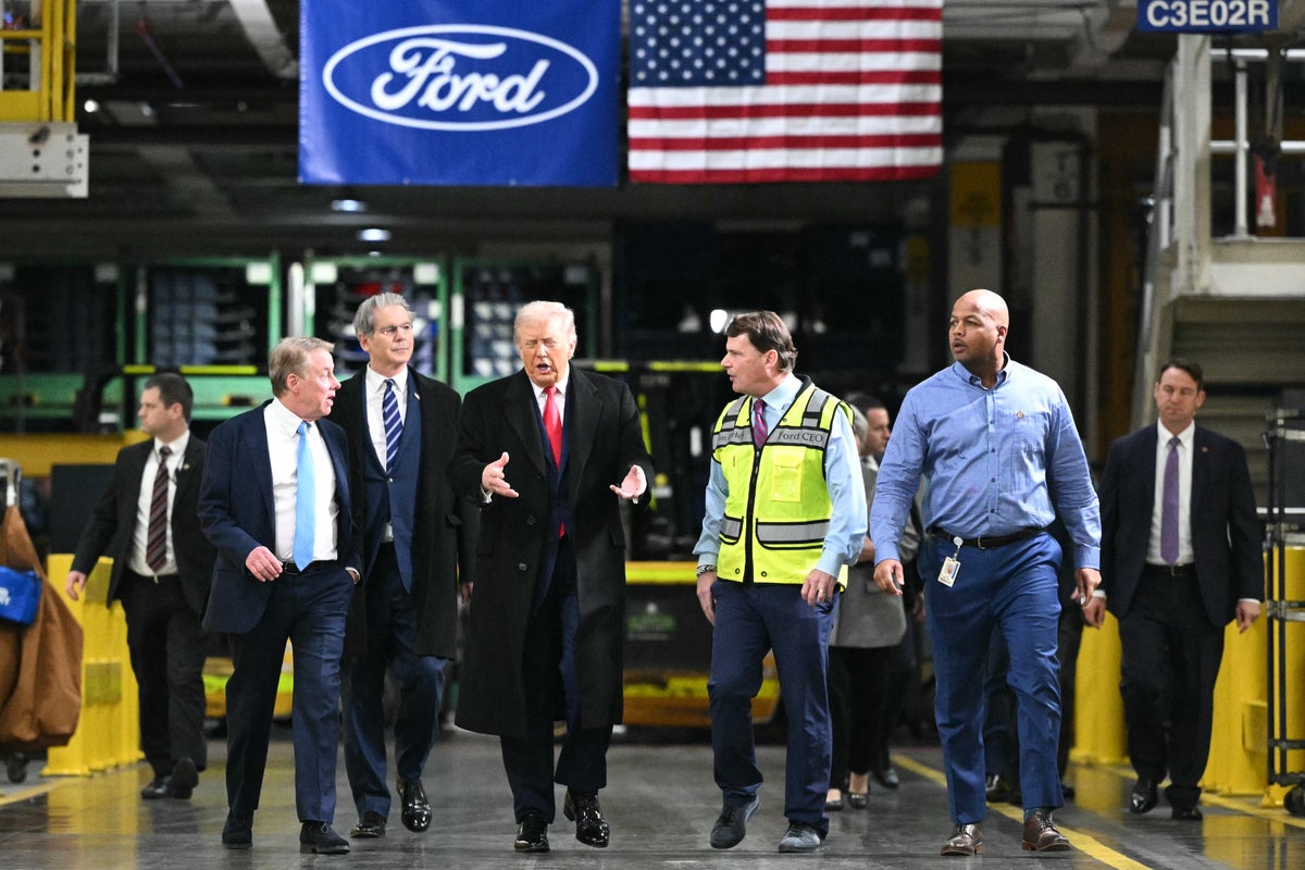 “We’ve Got Your Back”: Ford Employee Who Challenged Trump Faces No Union Penalty