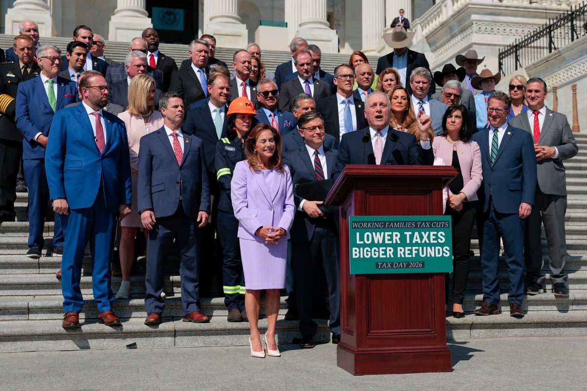 Johnson Aligns with Trump in Critique of Pope: ‘Political Repercussions Are Expected’