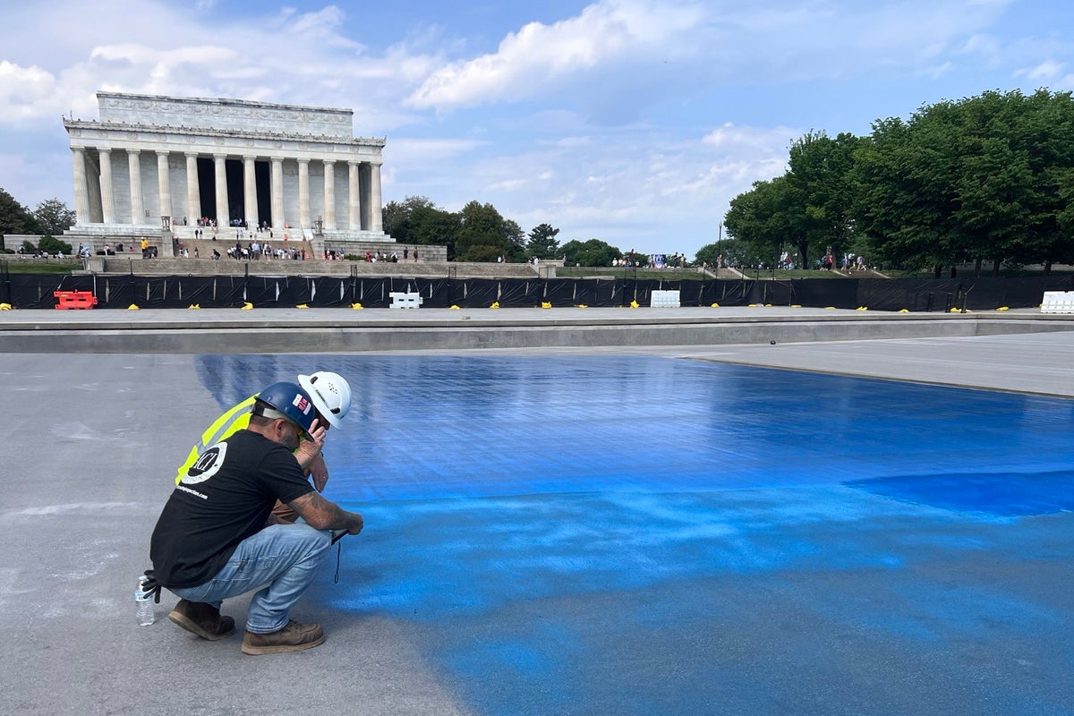 Trump Unveils Revamped Reflecting Pool at Lincoln Memorial