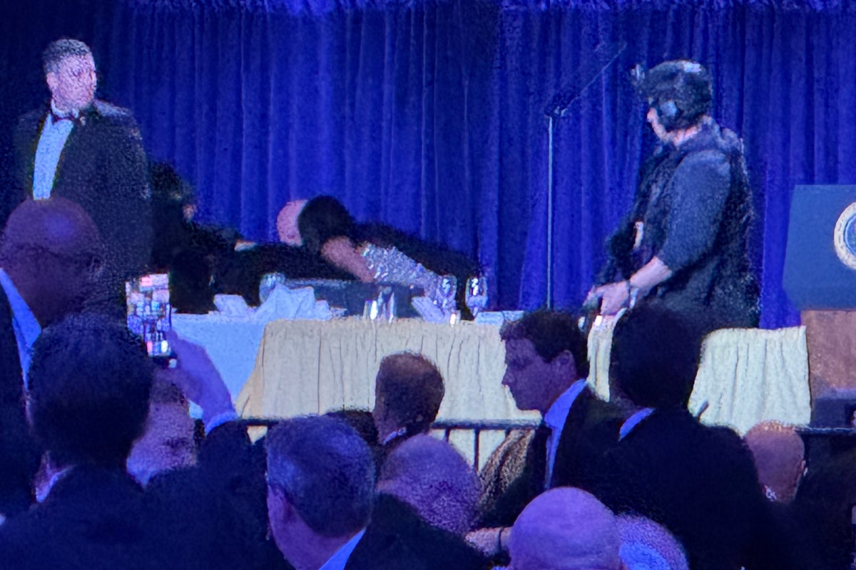 Trump Commends Secret Service Following Gunfire at WHCA Gala: Key Details Unveiled