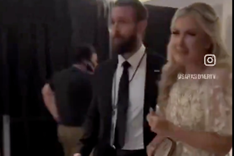  Erika Kirk Took Cover Under Table as Gunfire Erupted at Correspondents’ Dinner