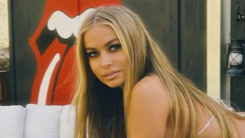 Carmen Electra Reveals Bold Bathroom Selfies with Thong at Ankles