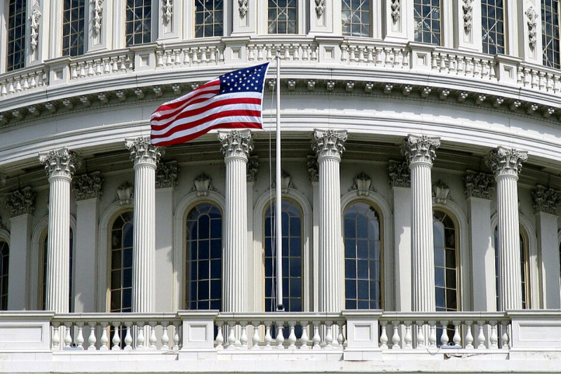 Why Are House Republicans Fleeing Ahead of 2026?