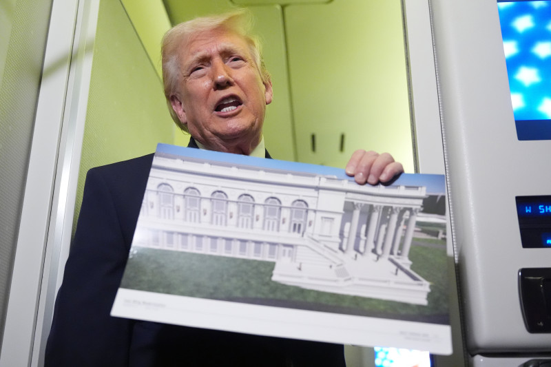 Trump Unaware of SCOTUS Decision, Focused on Ballroom Construction