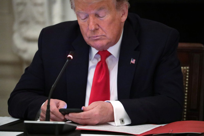 Trump's Late-Night Truth Social Rants: A Deep Dive into His Nocturnal Posting Frenzy