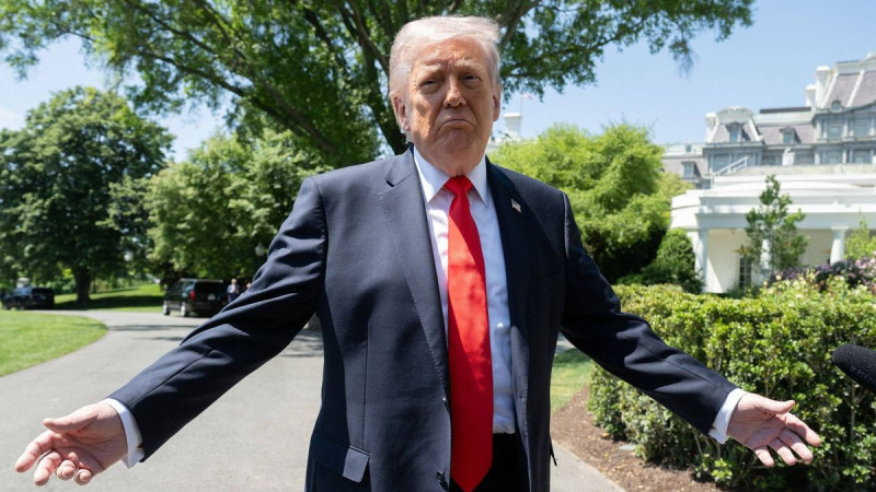 Trump's Late-Night Dental Drama Sparks Health Fears