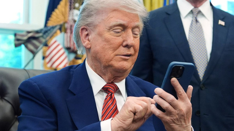 Trump's Uno Gambit: Safe Passage or Military Maneuver?