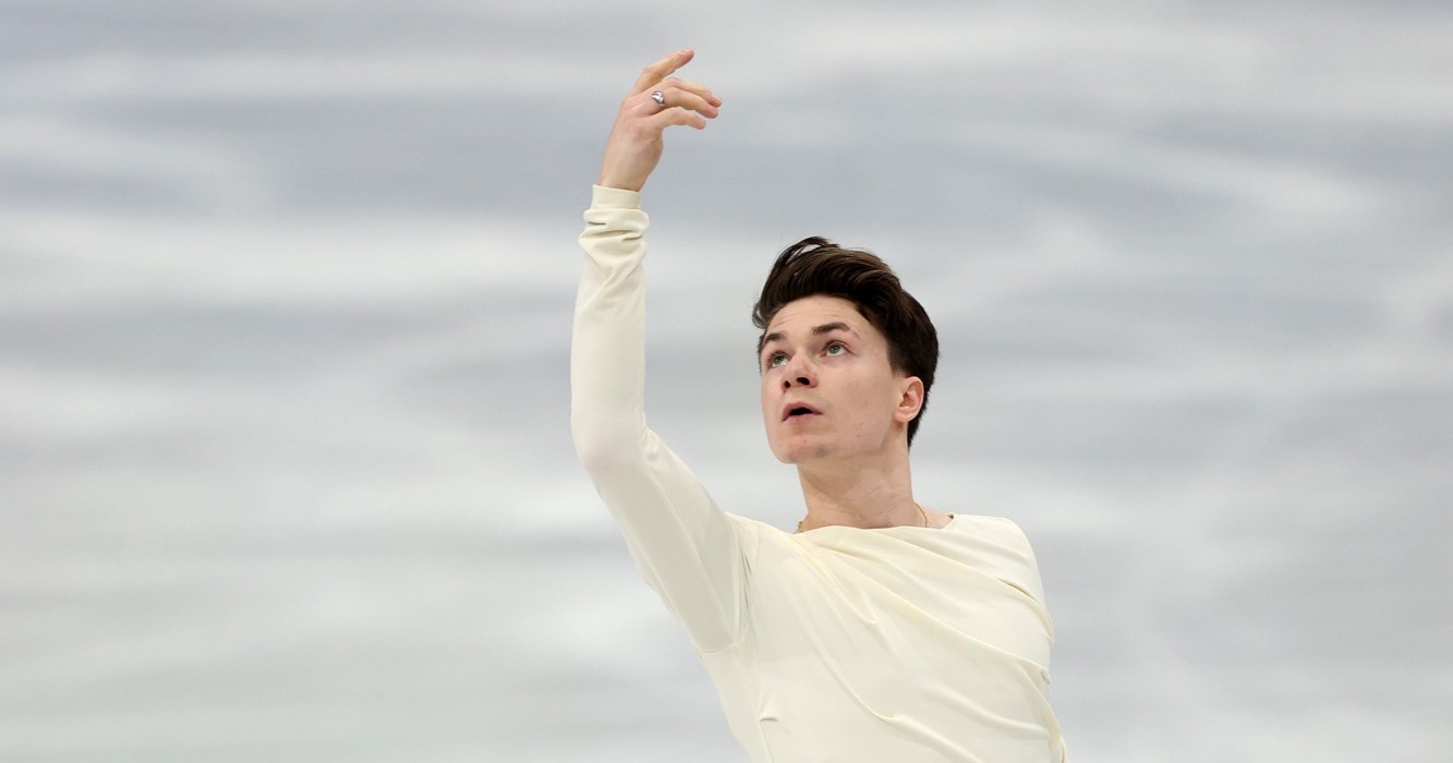 Figure Skater Maxim Naumov Pays Tribute to Late Parents in Olympic Performance