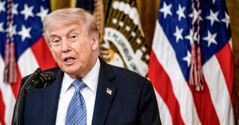 Trump's Sudden Retreat on Strait of Hormuz Plan Sparks Fury Among Gulf Allies