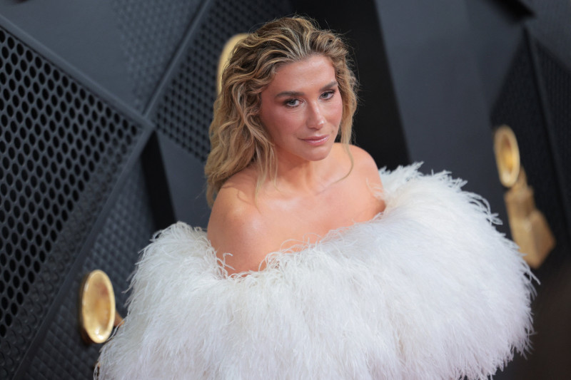 Kesha Gets Real About Morning Rituals: 'Masturbating to Gratitude Meditations'