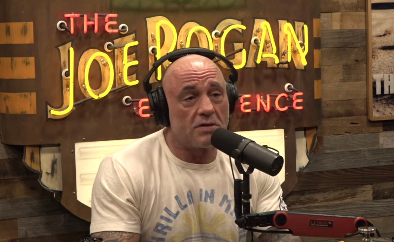 Rogan Unleashes UFO Conspiracy: Is Trump’s Timing Just a Distraction?