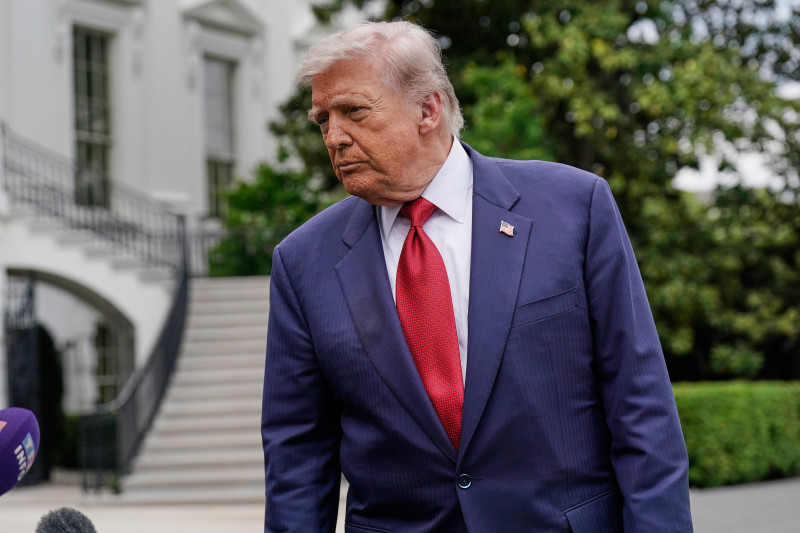 Trump Dismisses Iran's Peace Proposal, Hantavirus Scare Hits Repatriated Passengers: Live Updates