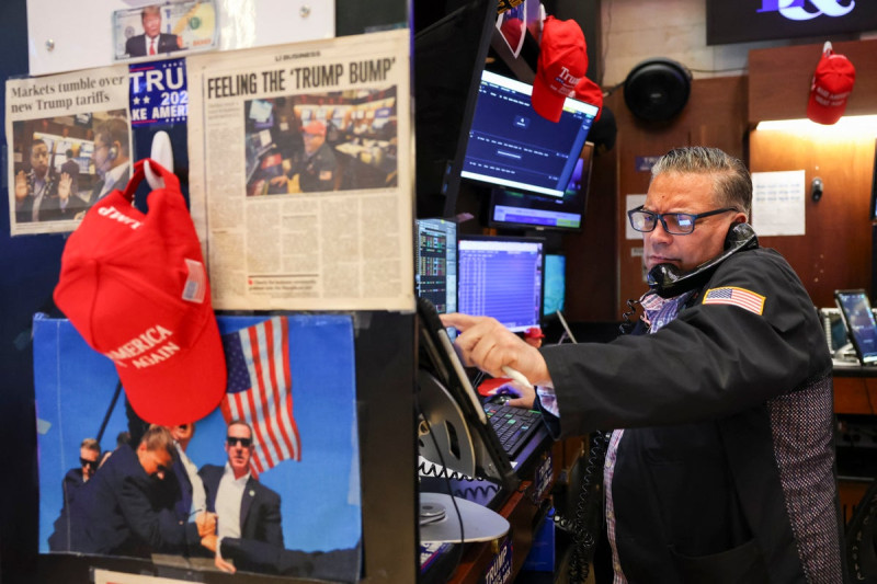 Poll Reveals 75% of Americans Point Fingers at Trump for Soaring Prices