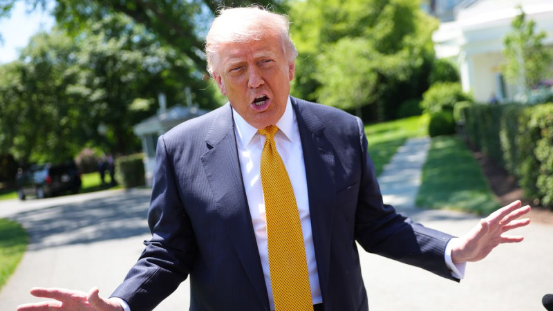 Trump Brags About His 'Dumbocrats' Insult—Is This the Best He Can Do?