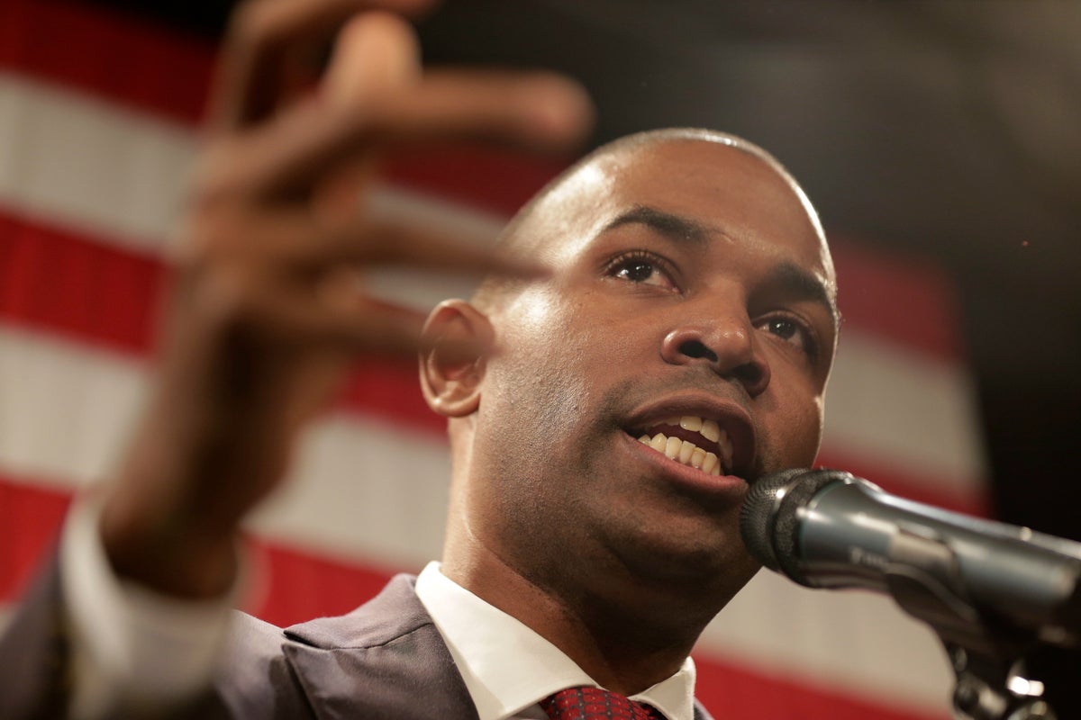 Lt. Gov. Antonio Delgado Halts Campaign to Challenge Hochul for New York Governorship