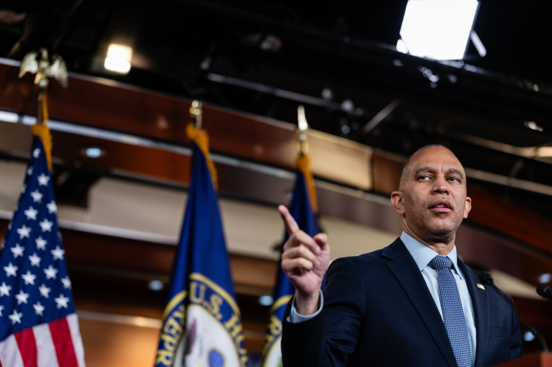 Hakeem Jeffries Slams GOP: 'Confederate Ghosts' Still Haunt America