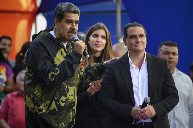 Venezuela's Alex Saab Deported to the U.S. After Biden's Controversial Clemency