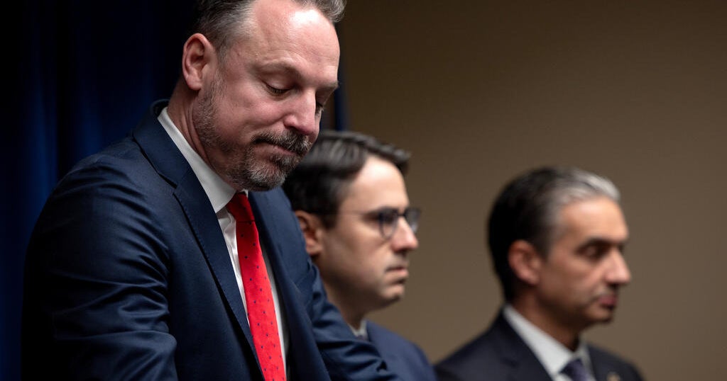 Don Lemon Enlists Former Justice Department Prosecutor Amid Controversy