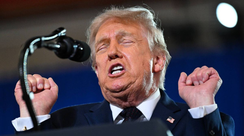 Melania Trump Demands Donald Stop His 'Gay National Anthem' Dance Moves