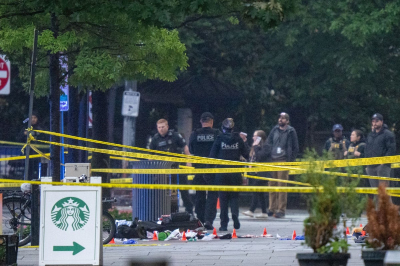Trump Demands Return of Ballroom After White House Shooting