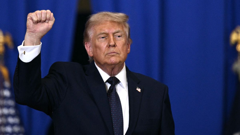 Trump Speaks Out on 'Obsessed' Gunman, Seizes Shooting to Push Security Agenda