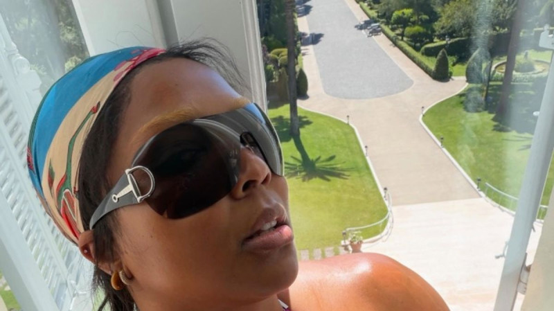Lizzo Struts Slimmer Body Amid Accusations of Dissing Taylor Swift and Olivia Rodrigo