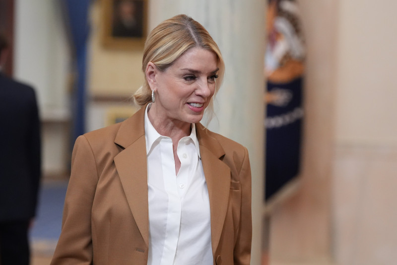 Democrat Exposes Pam Bondi’s Hostile Hearing: Refusal to Meet Epstein Survivors
