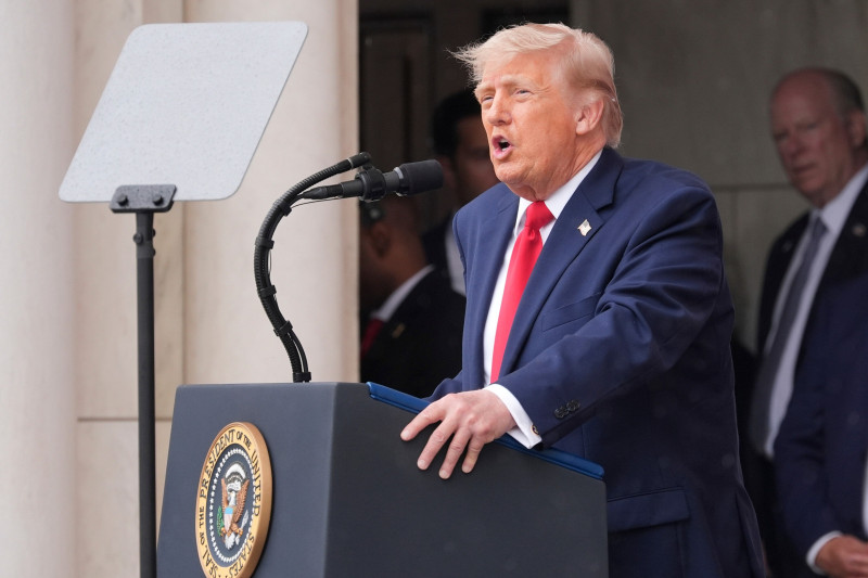 Trump's Bizarre Spelling Lesson: