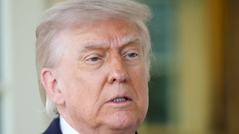 Trump's $1.8 Billion 'Slush Fund' Crumbles as MAGA Revolts