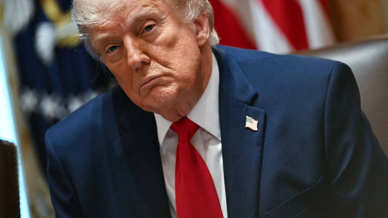 Trump's Repetitive Rant on Iran Sparks Health Fears Amidst Cognitive Concerns