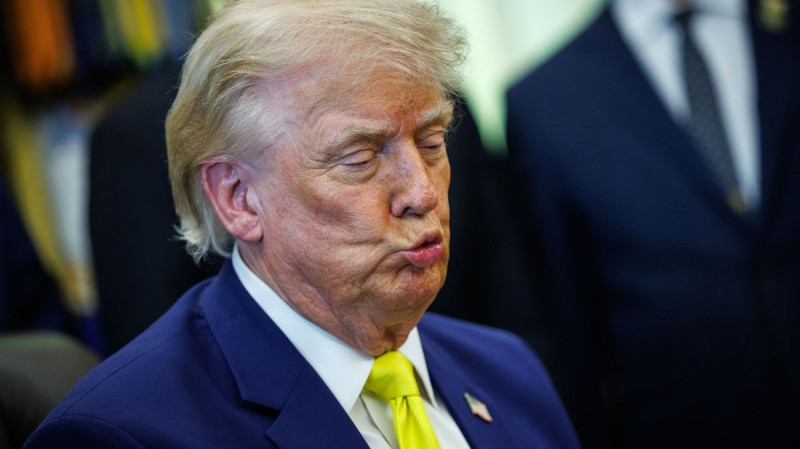 Donald Trump’s Health Crisis: Stroke Claims Erupt After Bizarre Public Appearance