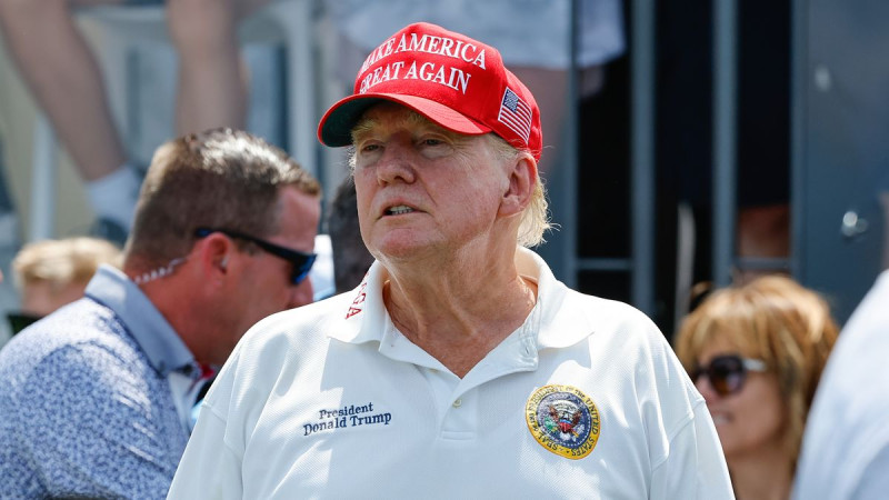 Trump Abruptly Ditches Anti-Baldness Pill Linked to 'Man Boobs' and Depression