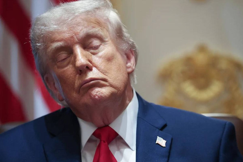 Trump Caught Napping: Fox News Cuts Live Briefing as President Appears to Doze Off