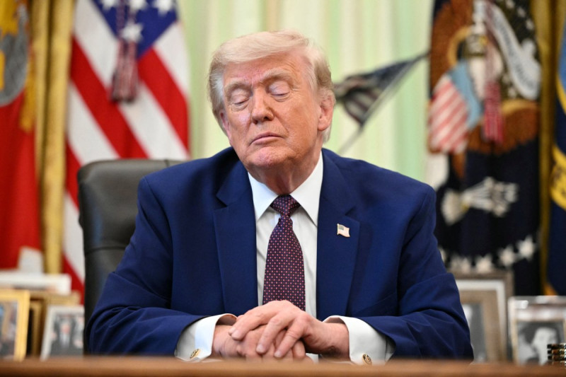Trump's Grip Tightens: Latin America Faces a Right-Wing Overhaul