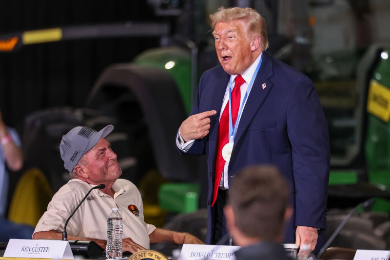 Trump Celebrates Himself with AI Nonsense While Ignoring D-Day Heroes
