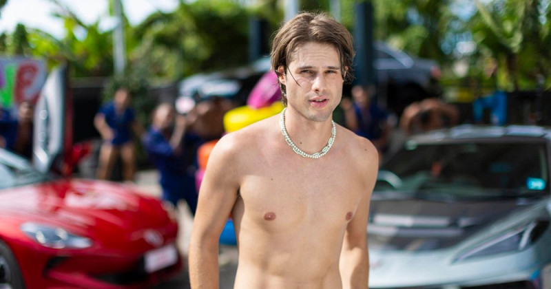 Love Island USA's Bryce Alakai Dettloff Claims He Was Bullied for Being Too Attractive