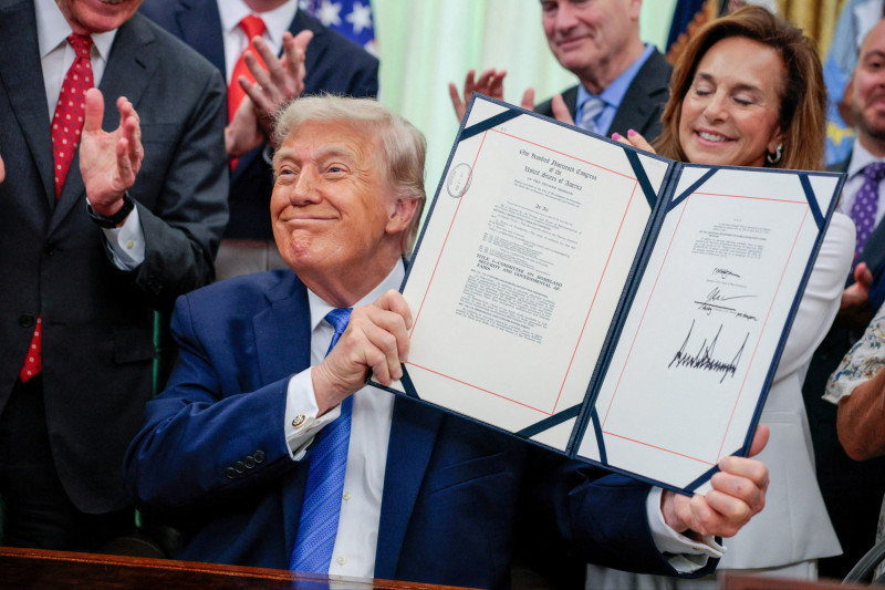 Trump's Bizarre Love Affair with Inflation Amidst Iran War Chaos