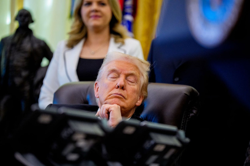 Democrat Claims Trump’s Public Naps Pose National Security Threat