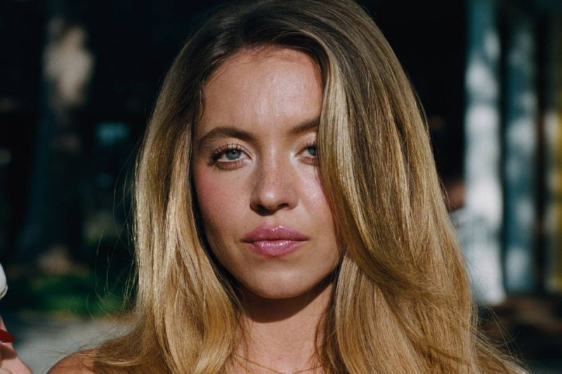 Sydney Sweeney Left in the Shadows as Taylor Swift Steals the Spotlight at NBA Showdown