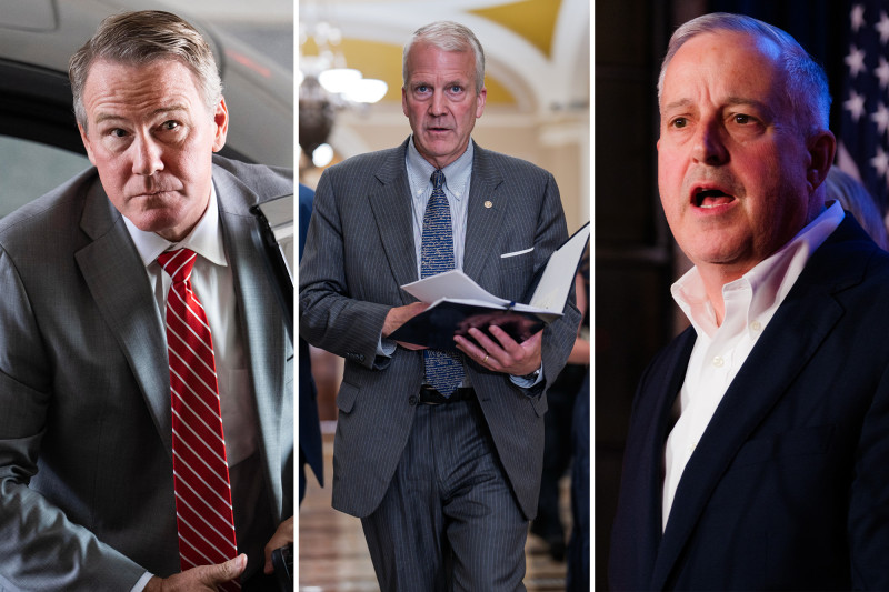 Election Odds Shift: Democrats Gain Ground, But GOP Still Dominates