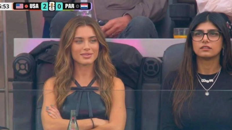 2 Girls 1 World Cup: Mia Khalifa Slams Viral World Cup Pic with Brutal 9-Word Response
