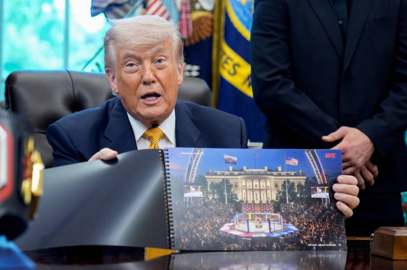 Trump's $92 Million Birthday Bash: A Self-Indulgent Spectacle for the Ages