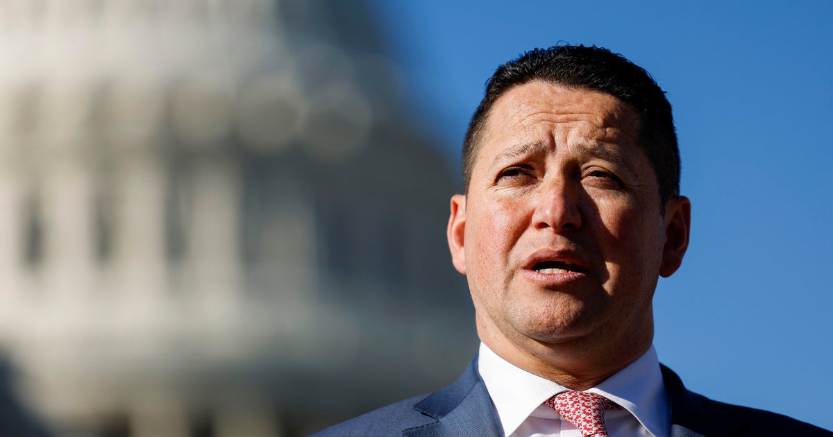 Aide's Text Reveals Affair with Congressman Before Tragic Death