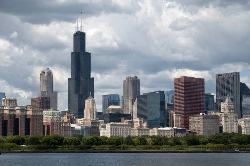Trump Demands Federal Control Amid Chicago's Bloodbath