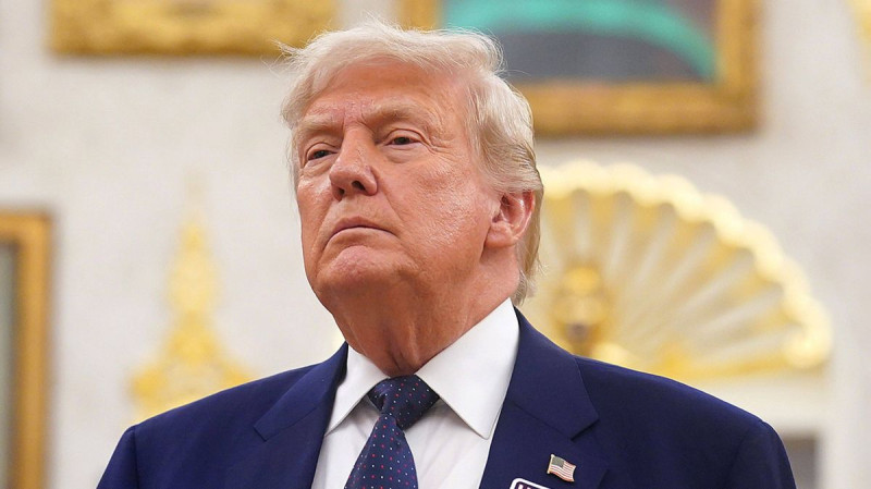 Trump Loses It, Threatens Reporter Over 'Rubber' Incident at Reflecting Pool