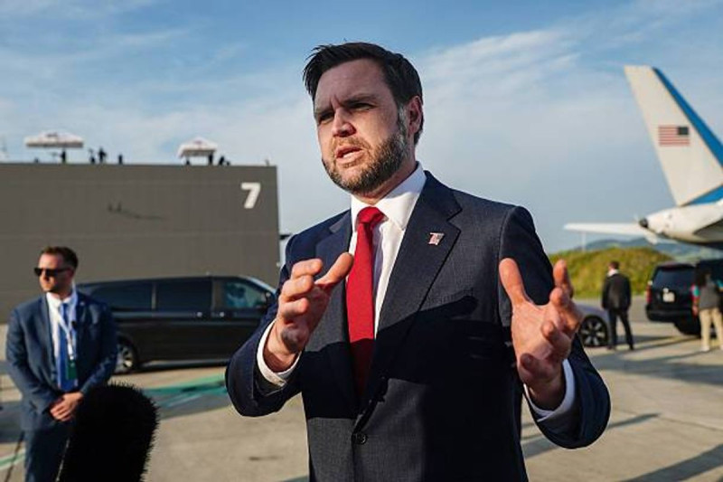 JD Vance Labeled 'Country Bumpkin' After Bizarre Iran Negotiation Comments